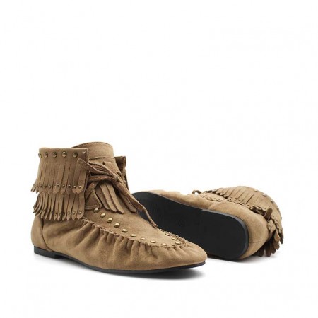 botines camel con flecos