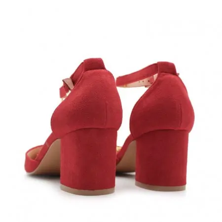 Zapatos rojos oficina mujer