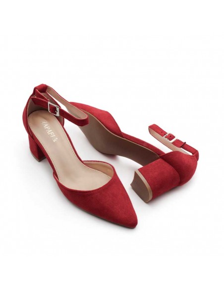 Zapatos rojos de antelina