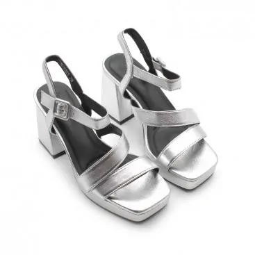 sandalias plateadas plataforma