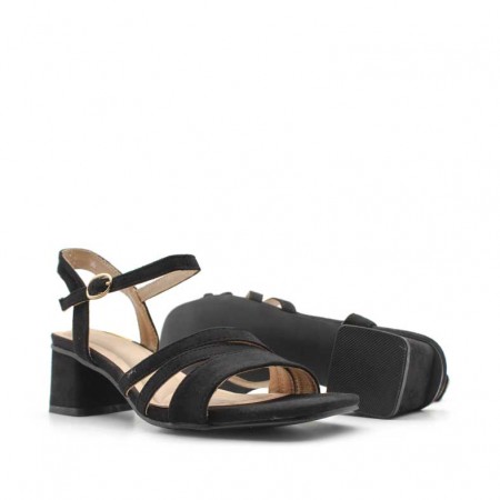 sandalias negras bajas