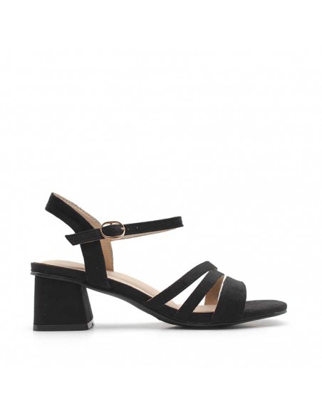 sandalias negra tacon bajo​