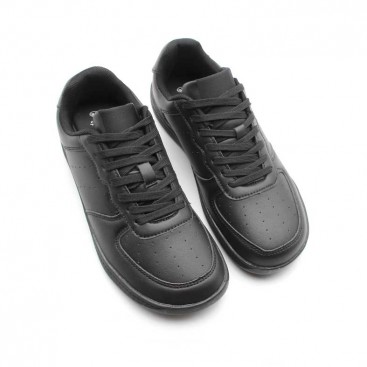 Calzado barefoot negro con puntera ancha