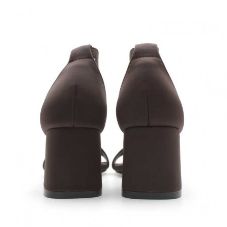 sandalia marron tacon clasica