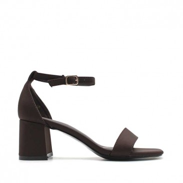 sandalia marron tacon