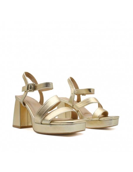 sandalia fiesta dorada plataforma