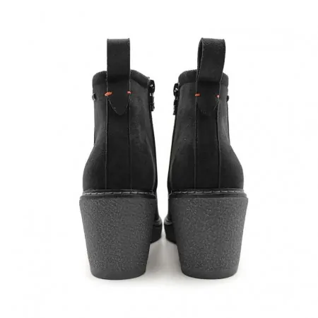 botines cuña negro​