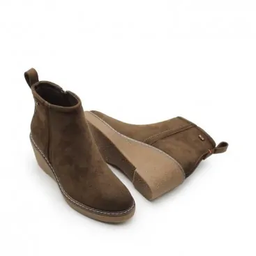 botin cuña marron mujer​