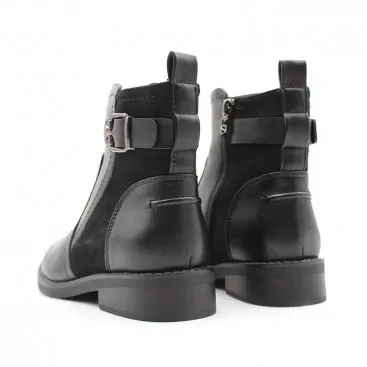 botin plano negro mujer​
