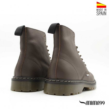 bota piel marron hombre​