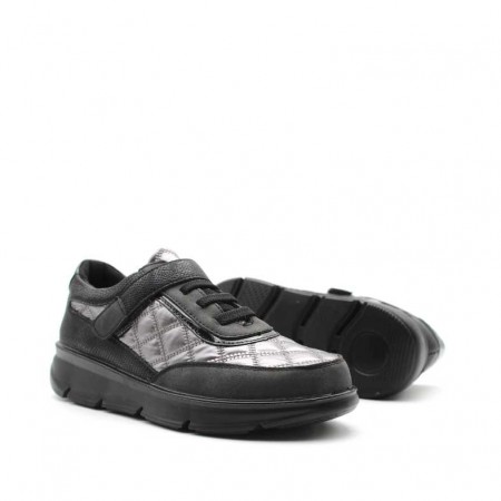 zapatillas negras mujer de vestir​