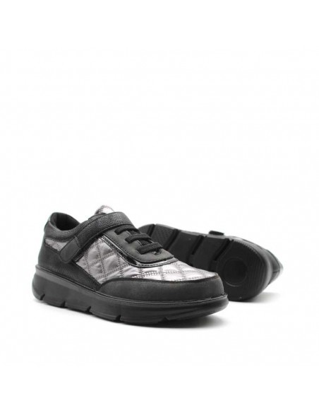 zapatillas negras mujer de vestir​