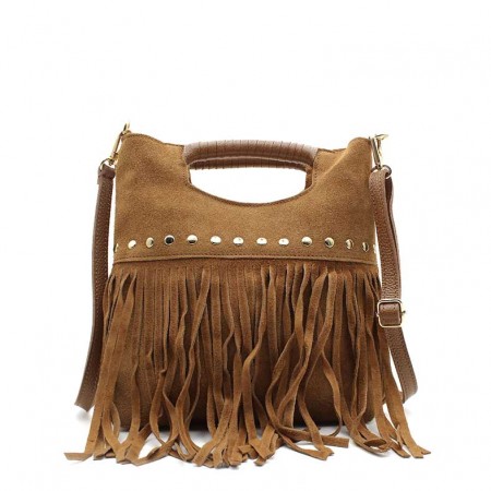 bolso tachuelas y flecos