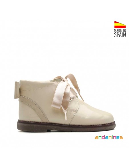 Botines elegantes niña