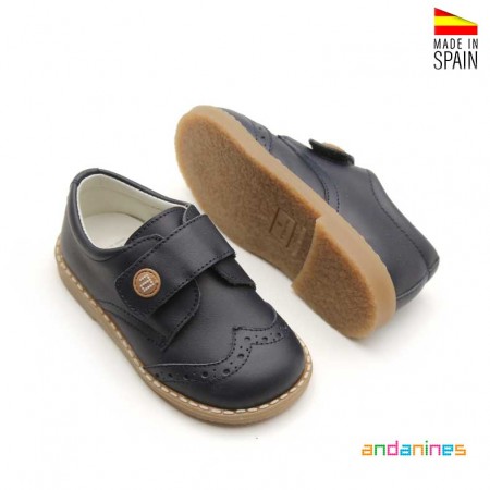 Zapatos clásicos niño España