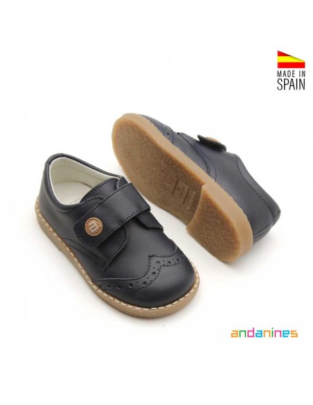 Zapatos clásicos niño España
