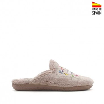 Zapatilla de casa mujer invierno beige vista lateral con tejido suave
