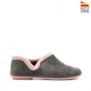 zapatilla de casa cerrada mujer​