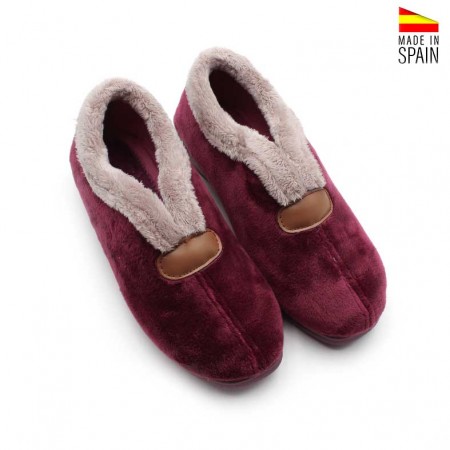 zapatillas de casa bota mujer​