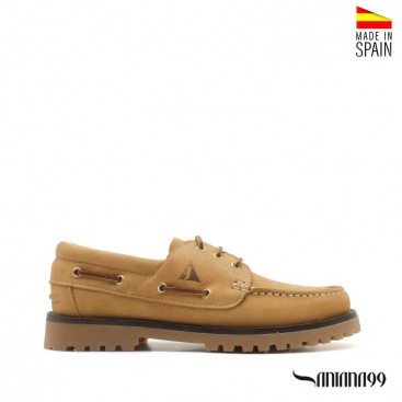 naútico hombre mostaza