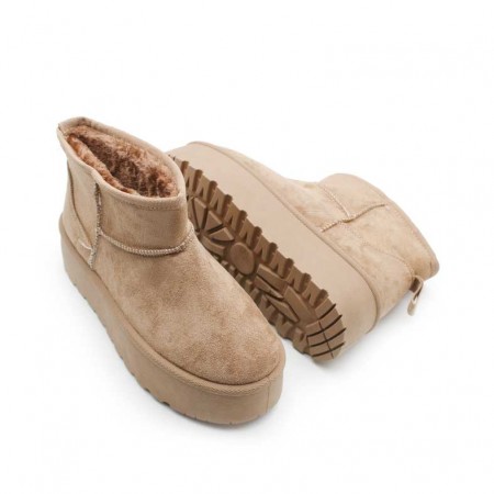 botas australianas con plataforma​