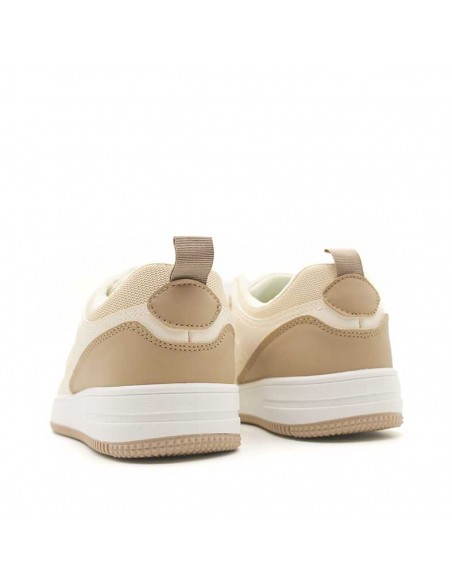 calzado beige urbano