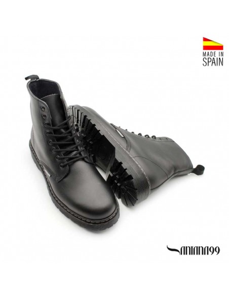BOTA NEGRA DE PIEL PARA HOMBRE