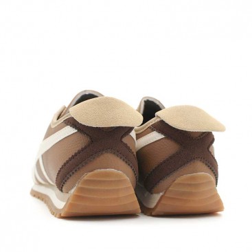 sneakers marrones retro