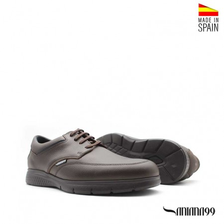Zapatos marrones de piel para hombre