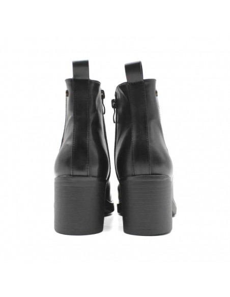 Botines efecto piel negro