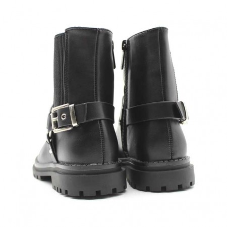 Botas negras moteras niña