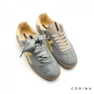 zapatillas celestes mujer​