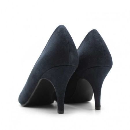 Tacón elegante mujer