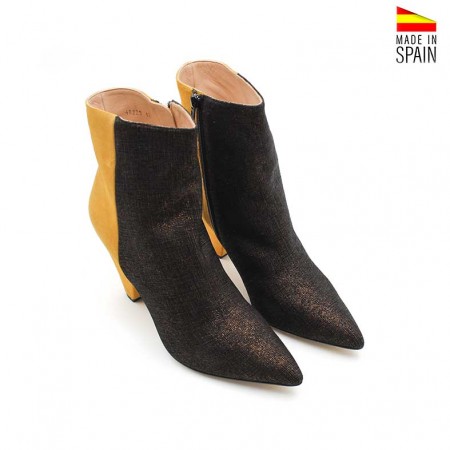 Botines mostaza y negro