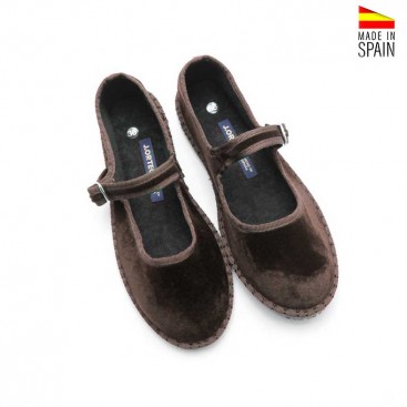 Merceditas marrones para niña