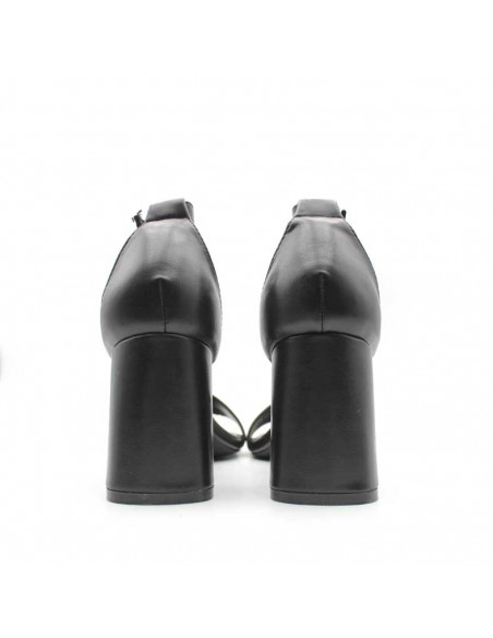 Sandalia negra con pulsera al tobillo y tacón ancho 7,8 cm