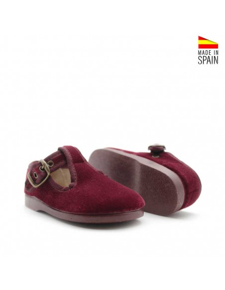 Pepito burdeos niño vista frontal