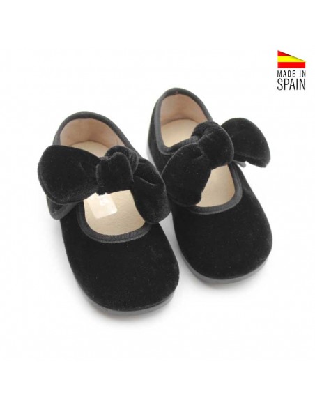 calzado niña terciopelo negro