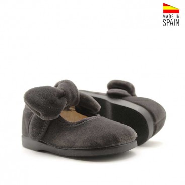 zapato niña terciopelo gris