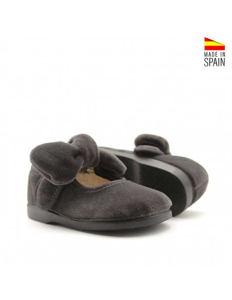 zapato niña terciopelo gris