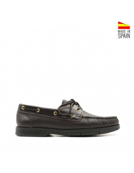 nautico hombre marron​