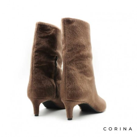 botines tacon fino marron​