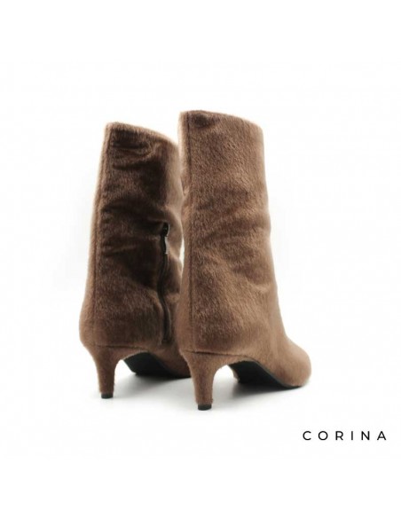 botines tacon fino marron​