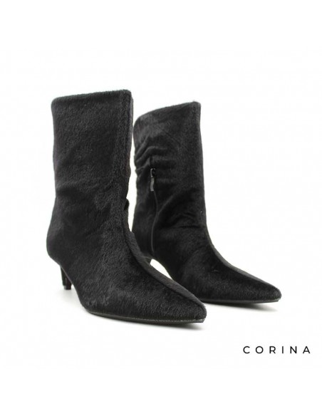 botin negro tacon fino​