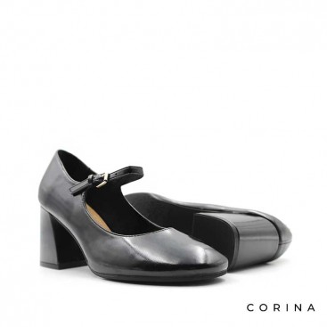 zapato negro tacon ancho​