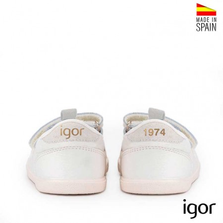 Igor barefoot blanco