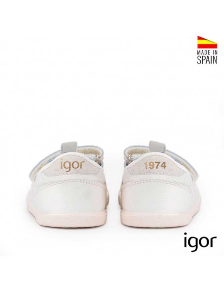 Igor barefoot blanco