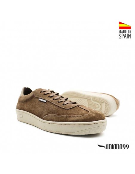 zapatilla serraje marrón suela beige