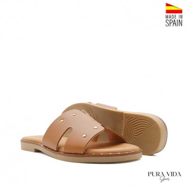sandalias planas tachas piel​