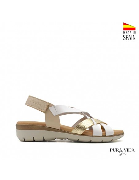 cuña mujer cómoda blancas